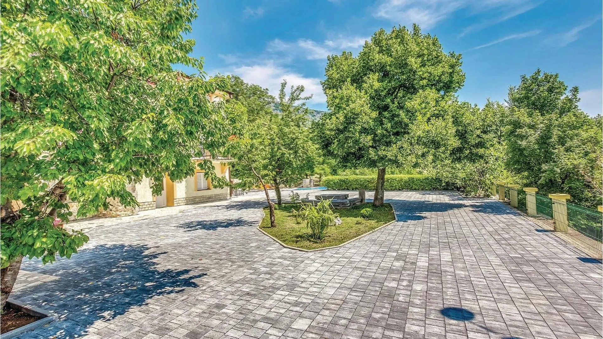 Awesome Apartment In Grizane With Wifi  Grižane